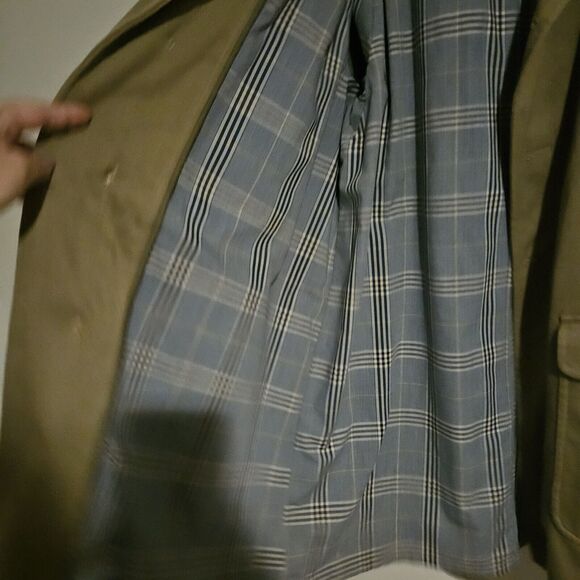 Brooks Brother Men’s Faux Fur Lined Trench Coat Size 42 Stylish Sleek Euc Khaki - Picture 3 of 13